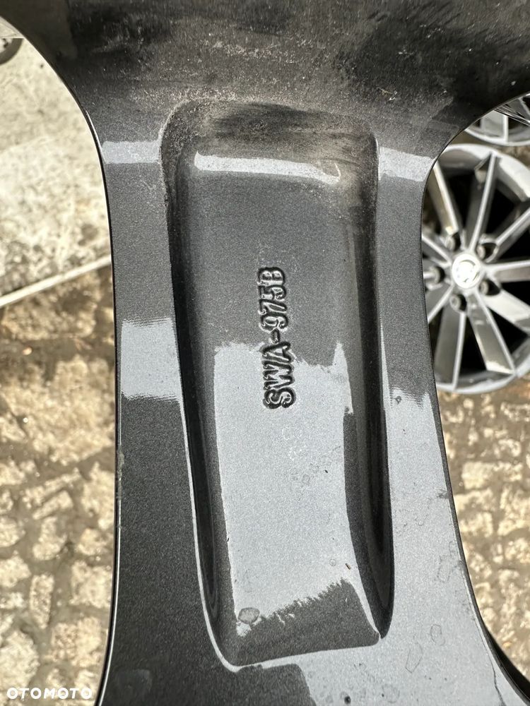 Honda CRV 3 III 5x114,3 19 7,5J ET50 4szt Felgi Alu - 8