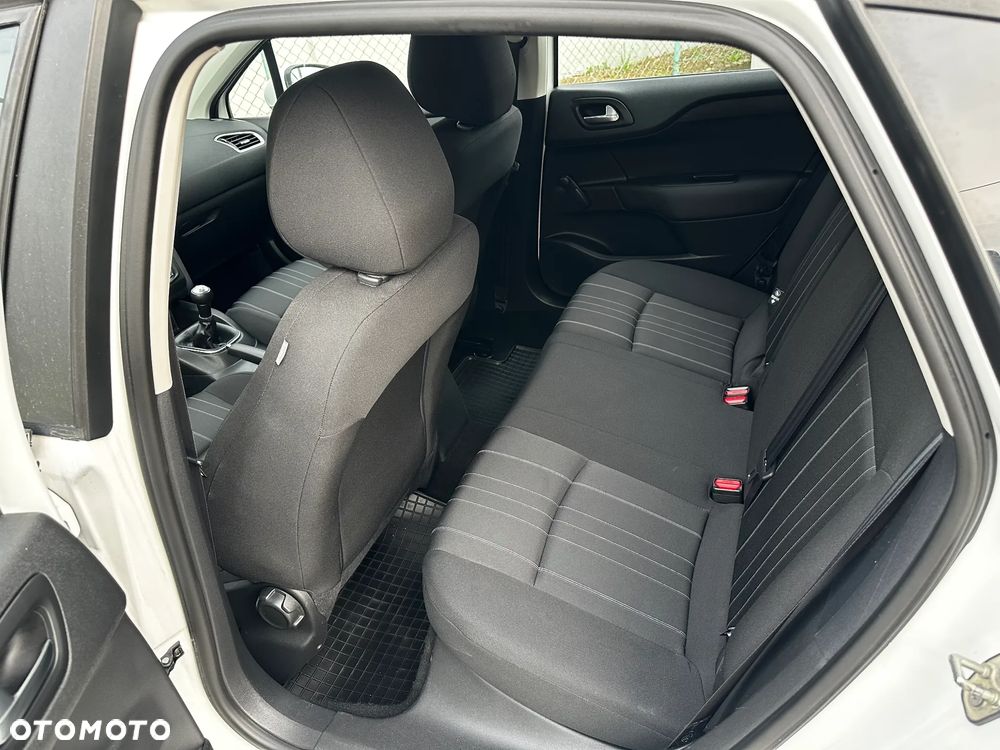 Citroën C4 VTi 95 Attraction - 8