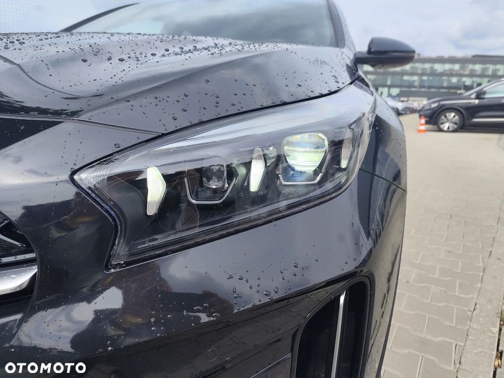 Kia XCeed 1.6 T-GDI Tribute DCT - 3