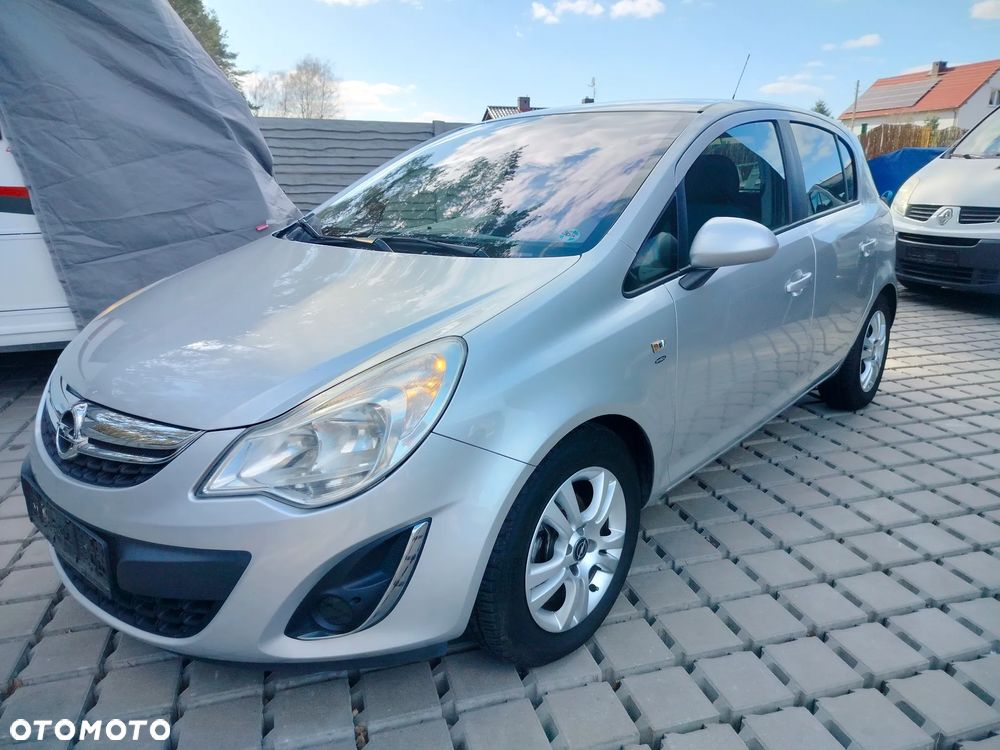 Opel Corsa - 1