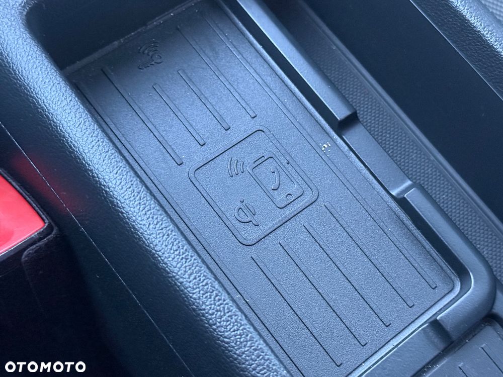 Audi A4 Avant 2.0 TDI ultra S tronic sport - 34