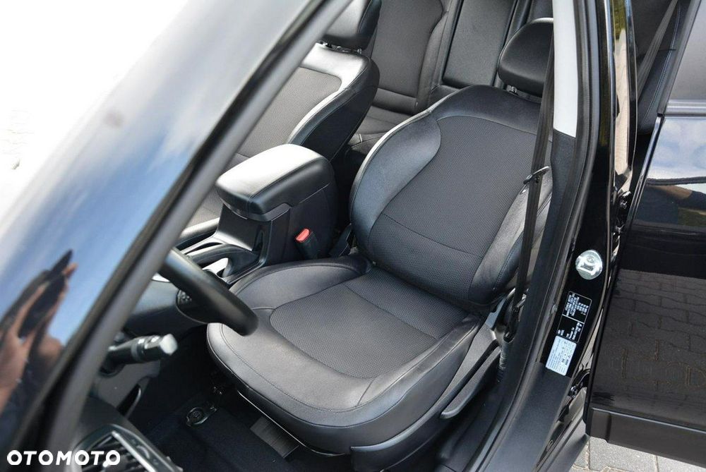 Hyundai ix35 1.6 GDI Premium 2WD - 19