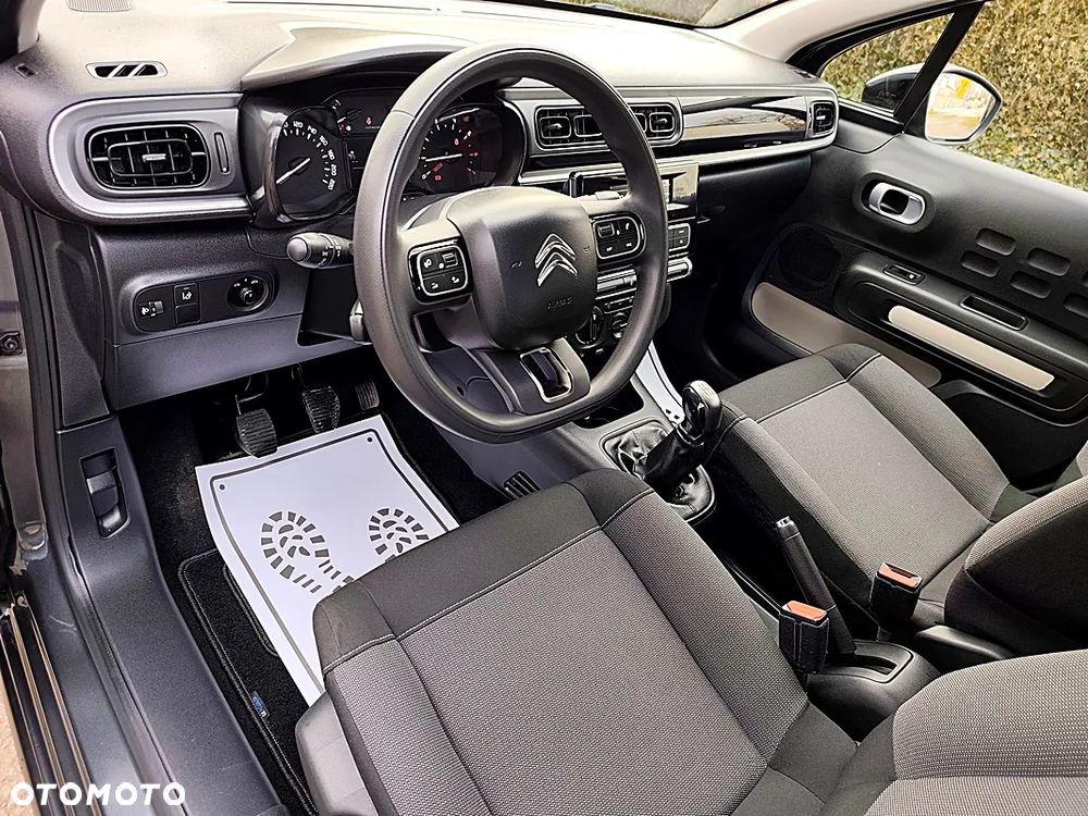 Citroën C3 Pure Tech 82 SHINE - 9