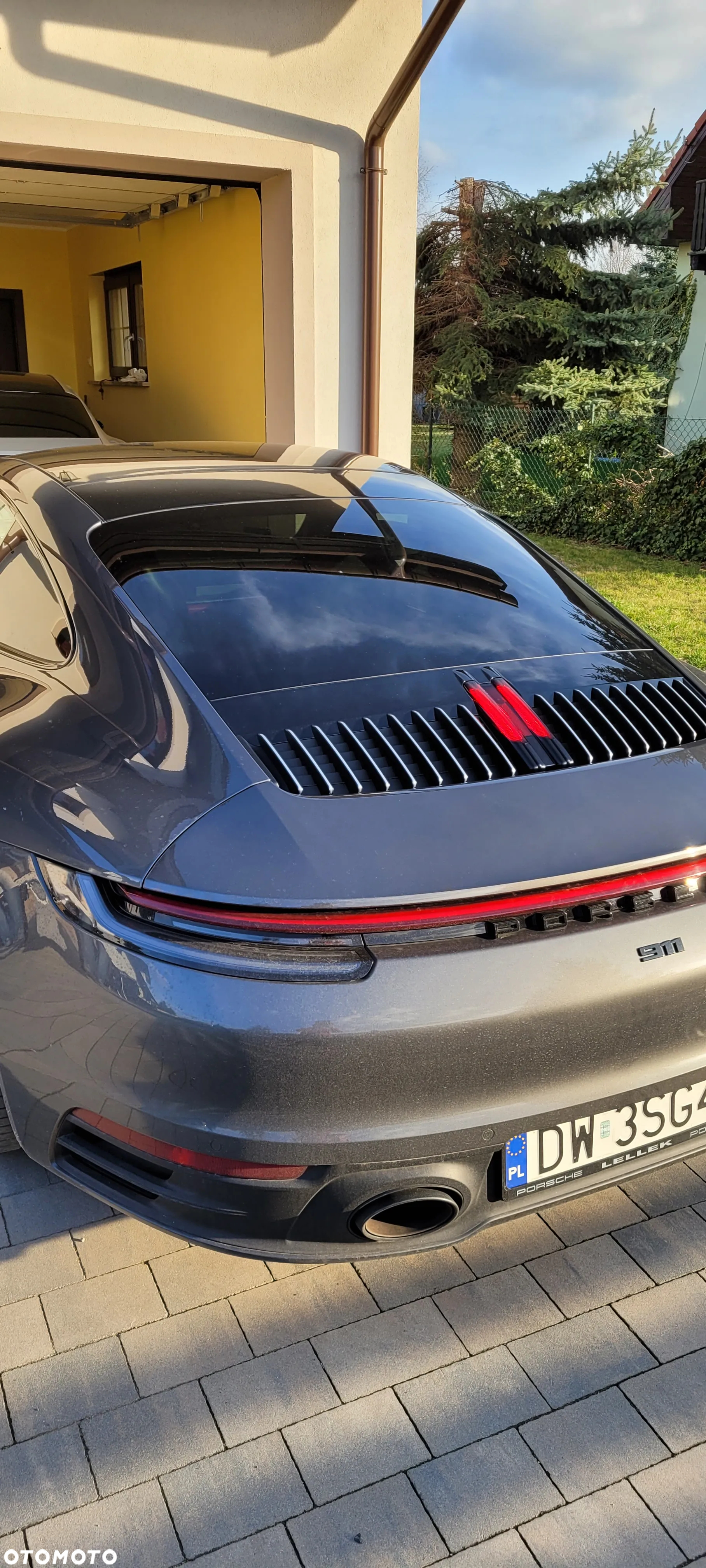 Porsche 911 Carrera 4S - 3
