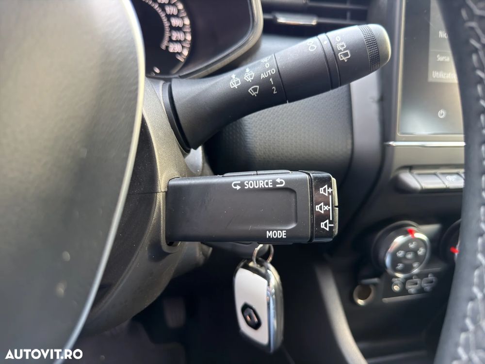 RENAULT Clio 2024 — imagine 17