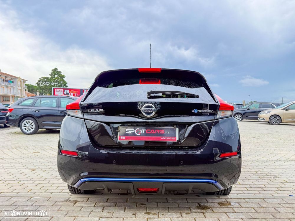 Nissan Leaf N-Connecta - 8