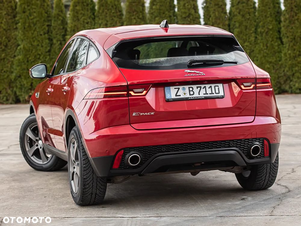 Jaguar E-Pace - 8