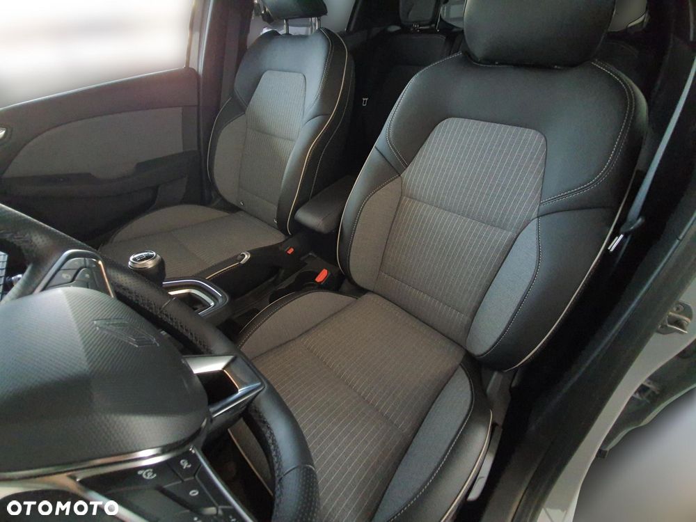 Renault Clio 1.0 TCe Techno - 26