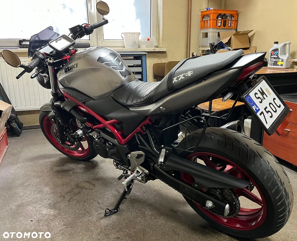 Suzuki SV - 5