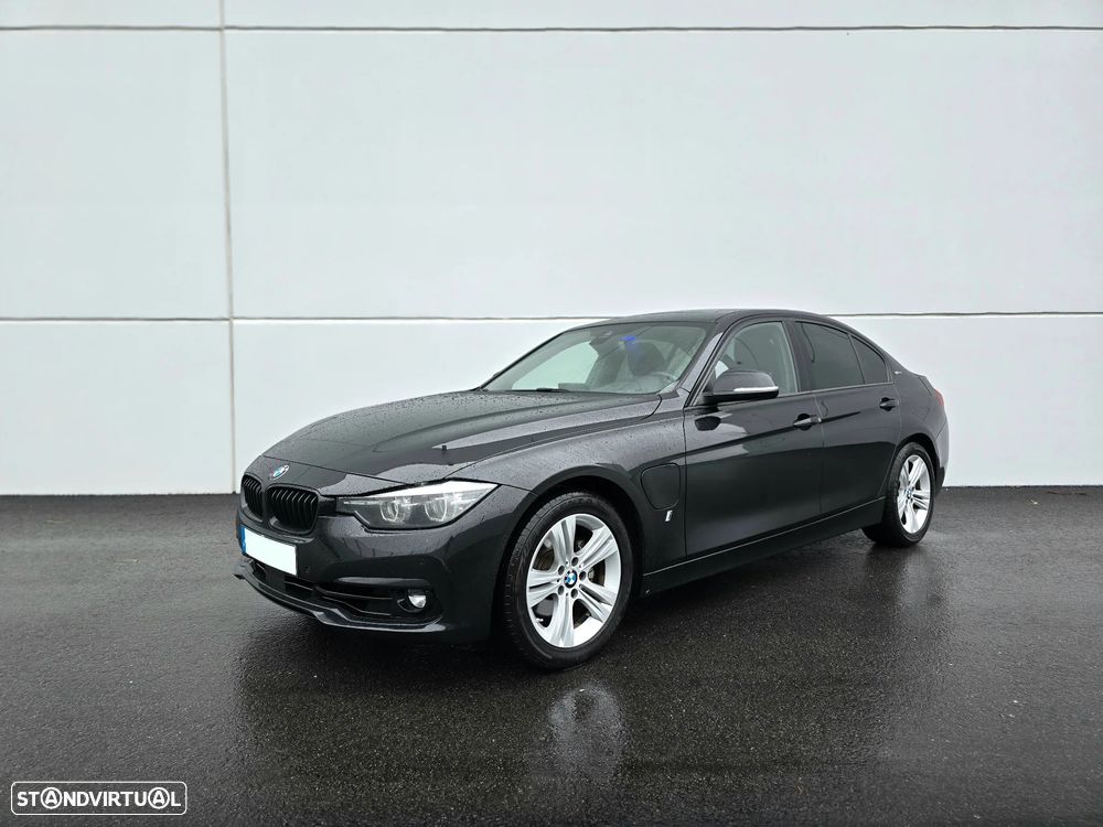 BMW 330 e iPerformance Line Sport Shadow - 1