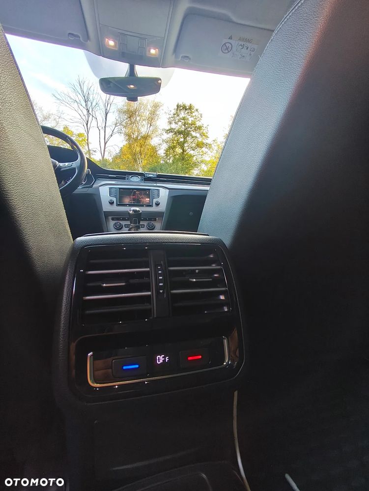 Volkswagen Passat Alltrack - 28