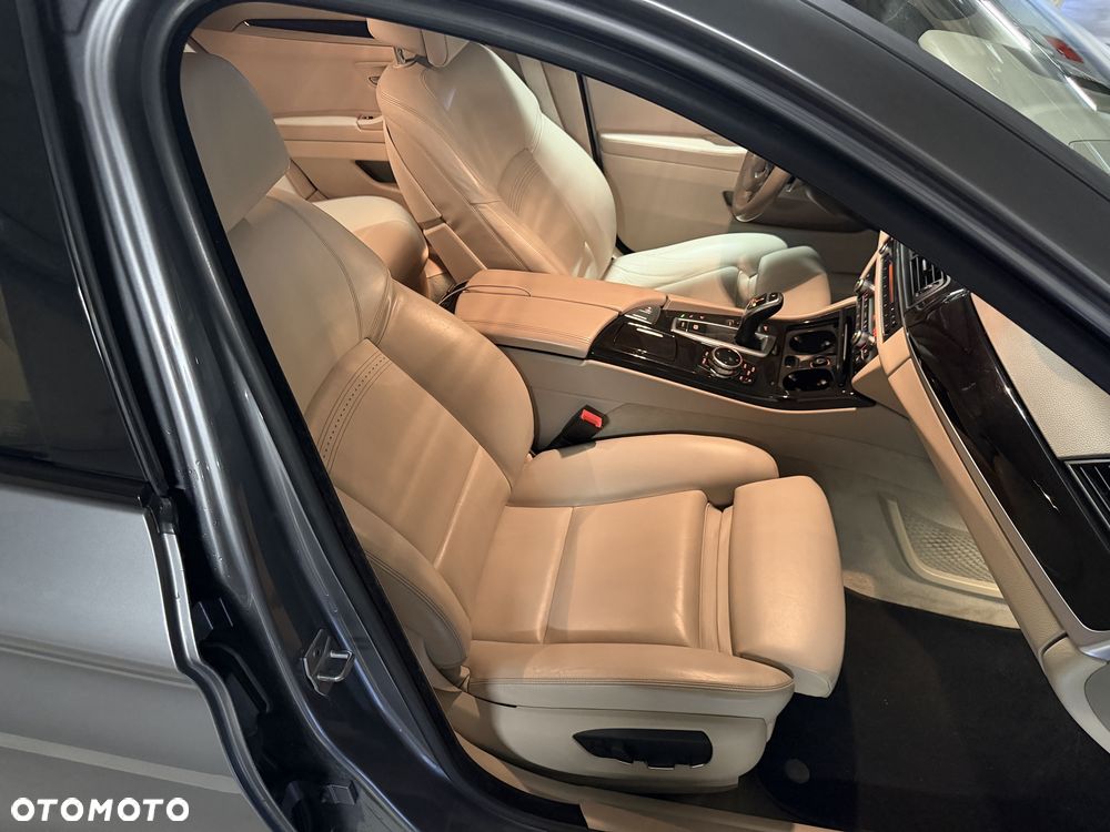 BMW Seria 5 - 8