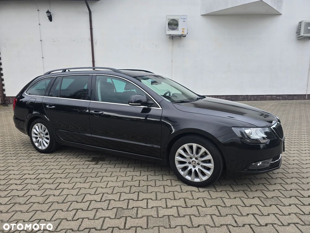 Skoda Superb 2.0 TDI DSG Elegance - 6