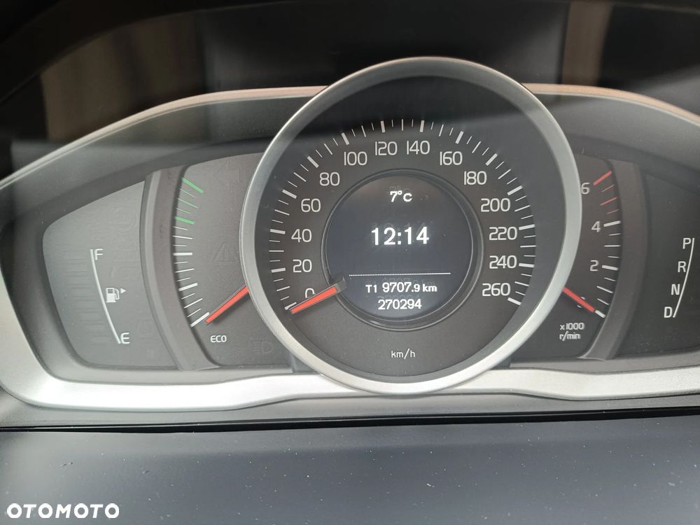 Volvo V60 D2 Drive-E Dynamic Edition (Momentum) - 19