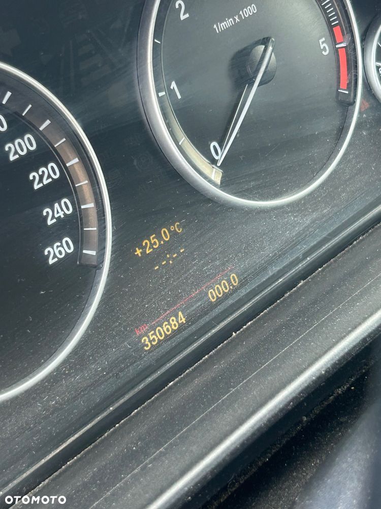BMW Seria 5 520d - 6