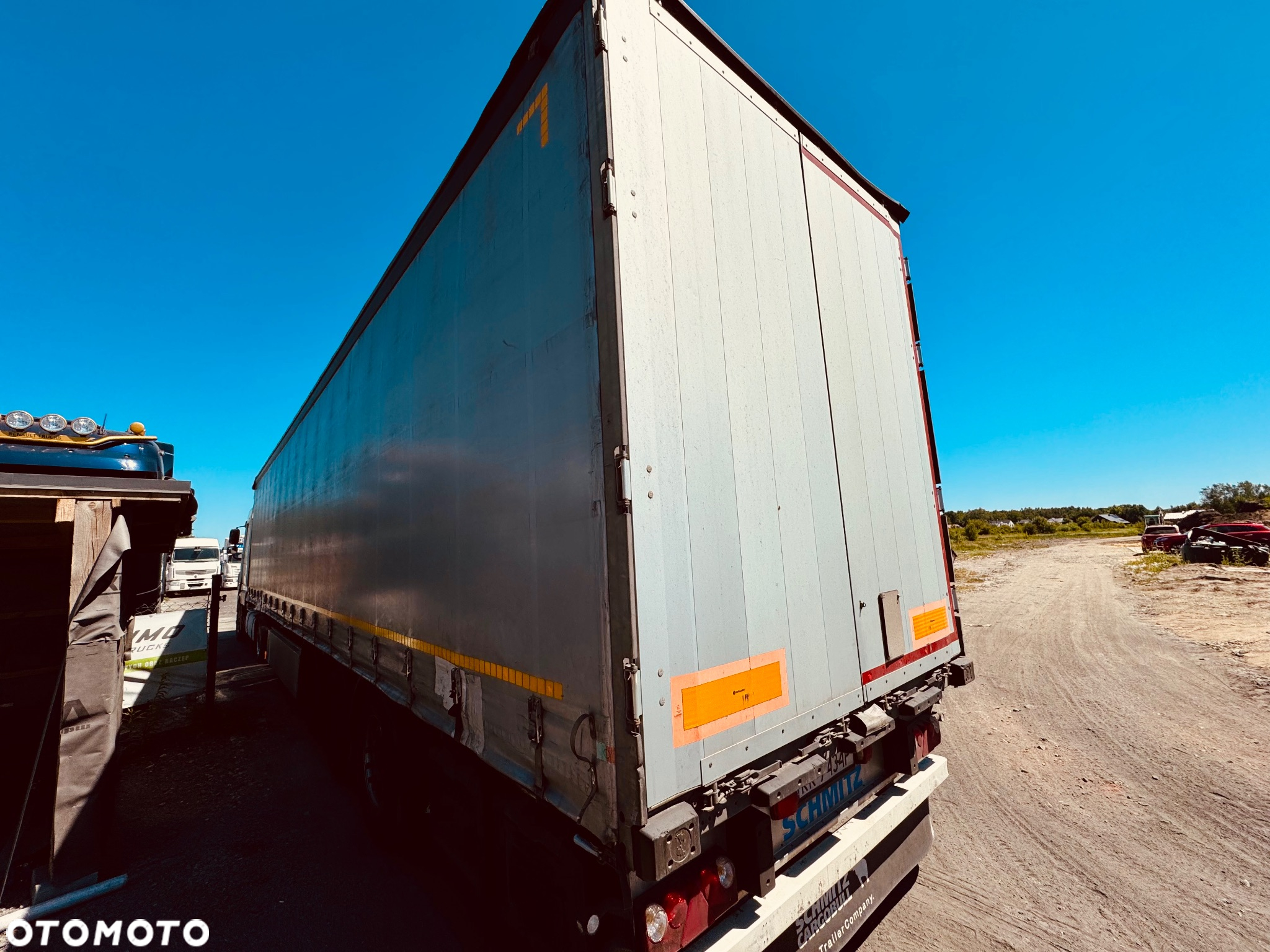Schmitz Cargobull SCB - 2
