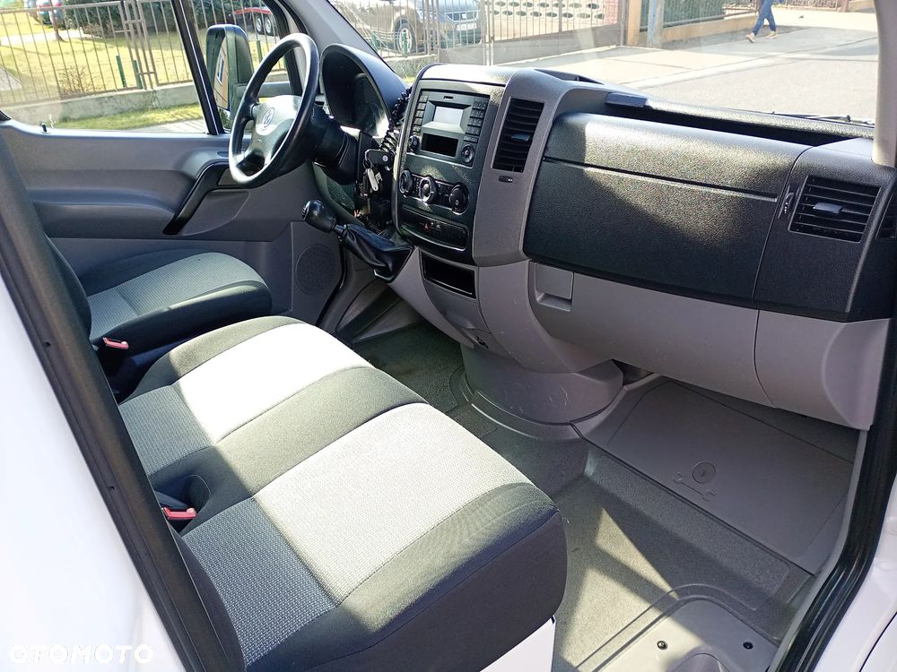 Volkswagen CRAFTER - 11