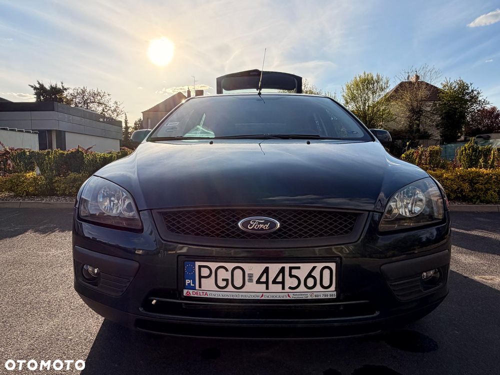 Ford Focus 1.6 16V Trend - 1