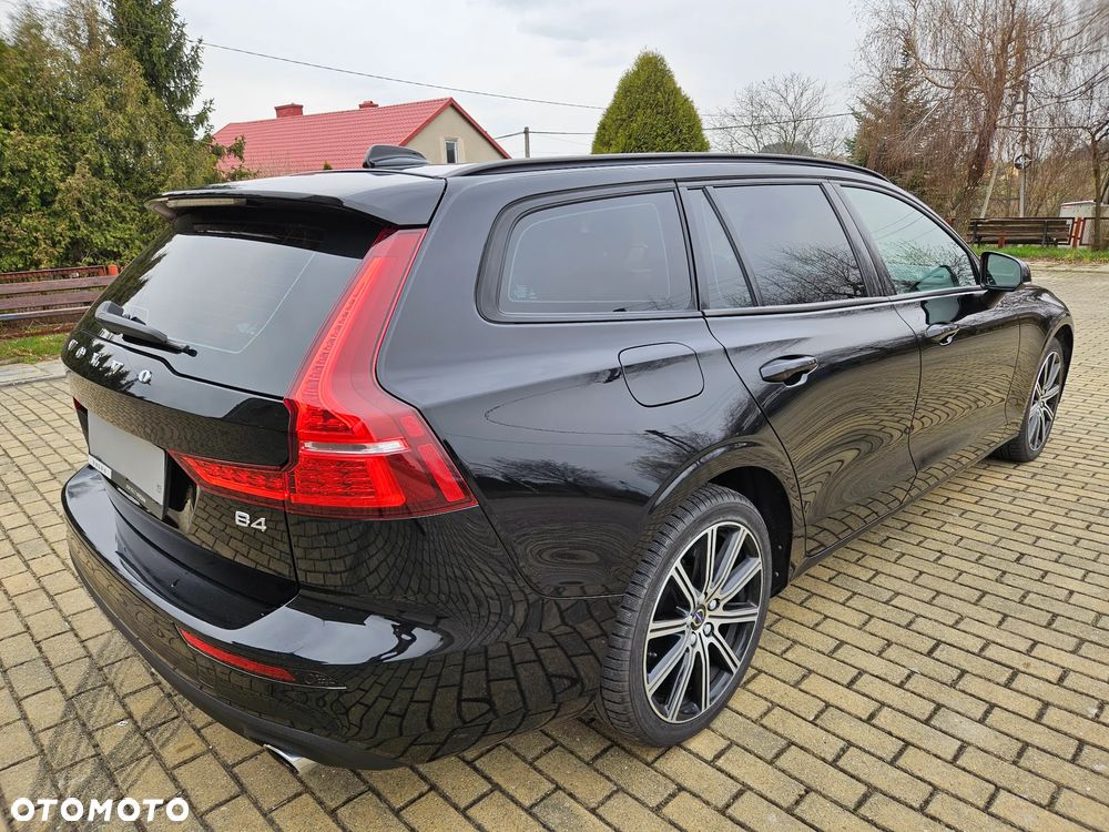 Volvo V60 D4 Momentum Pro - 7