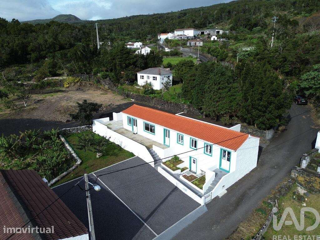 Moradia isolada T2 em Lajes do Pico de 85 m2 - Grande imagem: 2/18