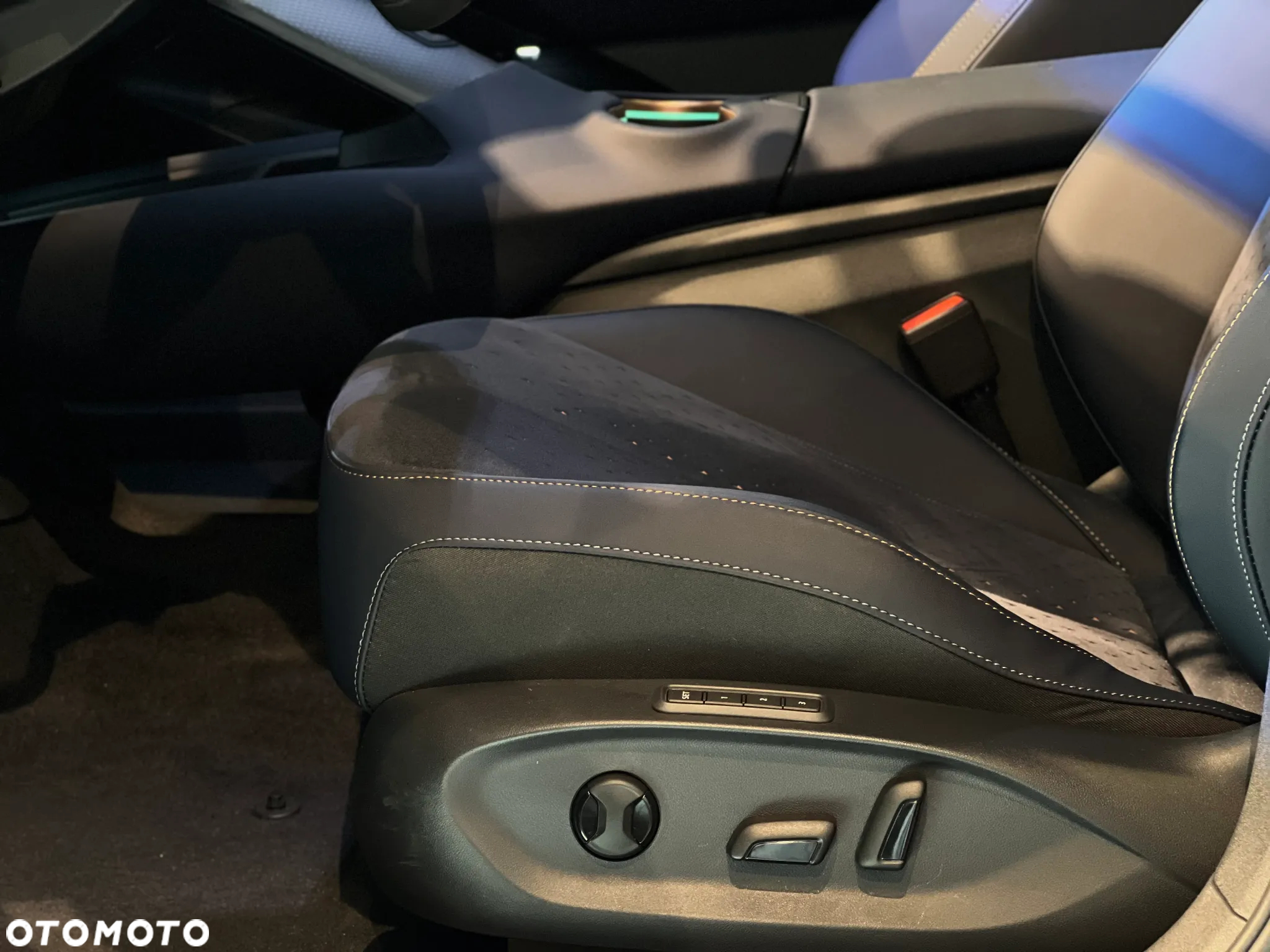 Cupra Tavascan 82kWh 4Drive VZ - 13