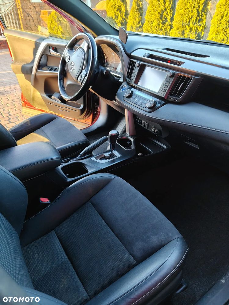 Toyota RAV4 Hybrid Style 4x4 - 19