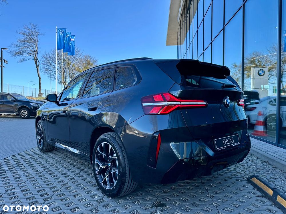 BMW X1 sDrive18i - 13