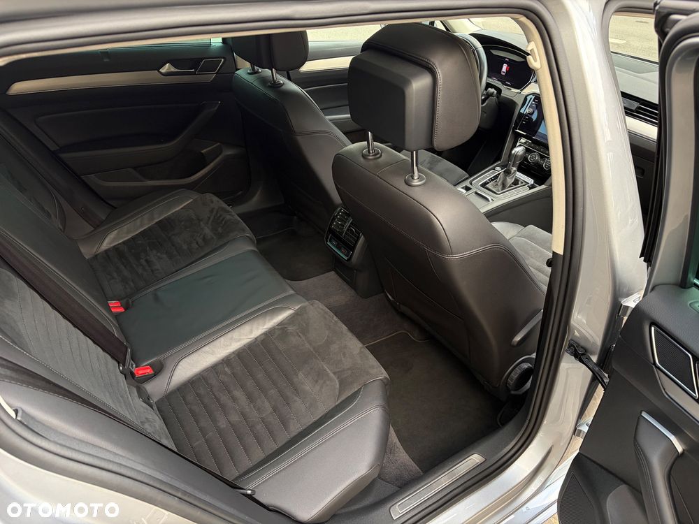 Volkswagen Passat 2.0 TDI SCR DSG Highline - 11