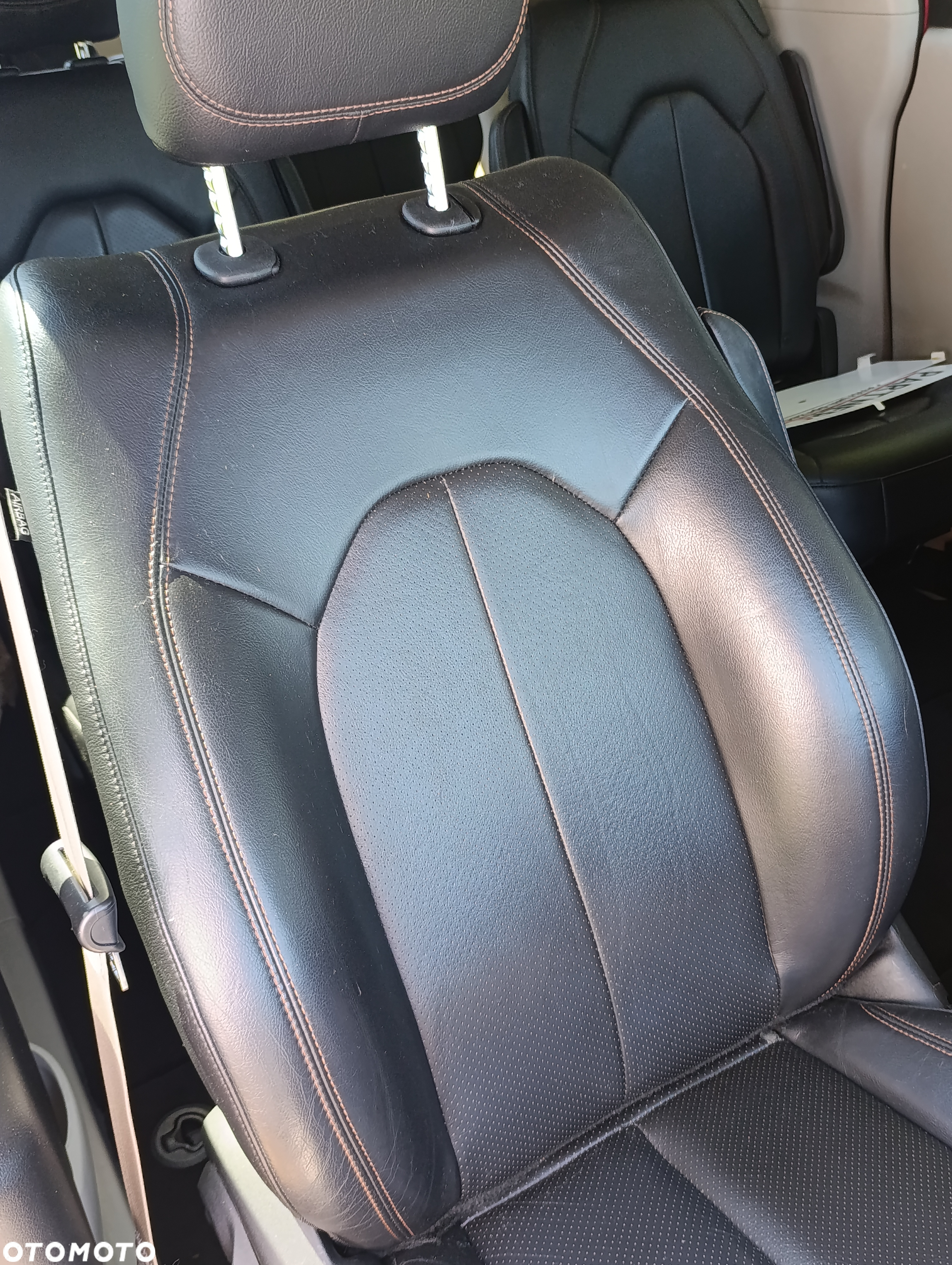 Chrysler Pacifica - 21