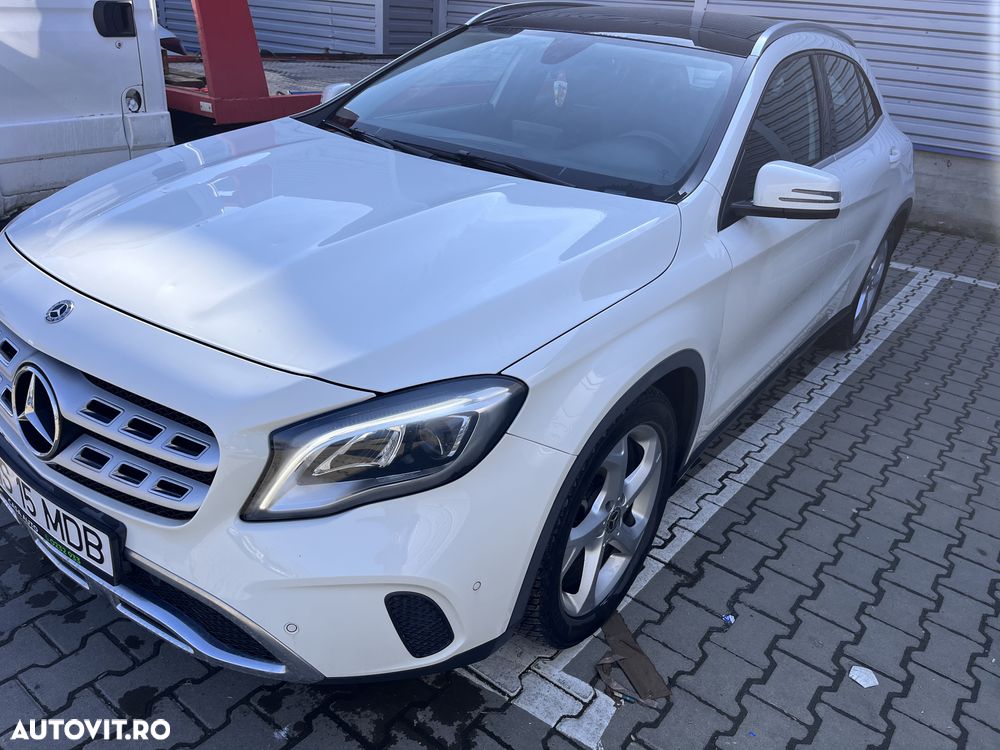 Mercedes-Benz GLA 220 d 4MATIC Aut. - 1