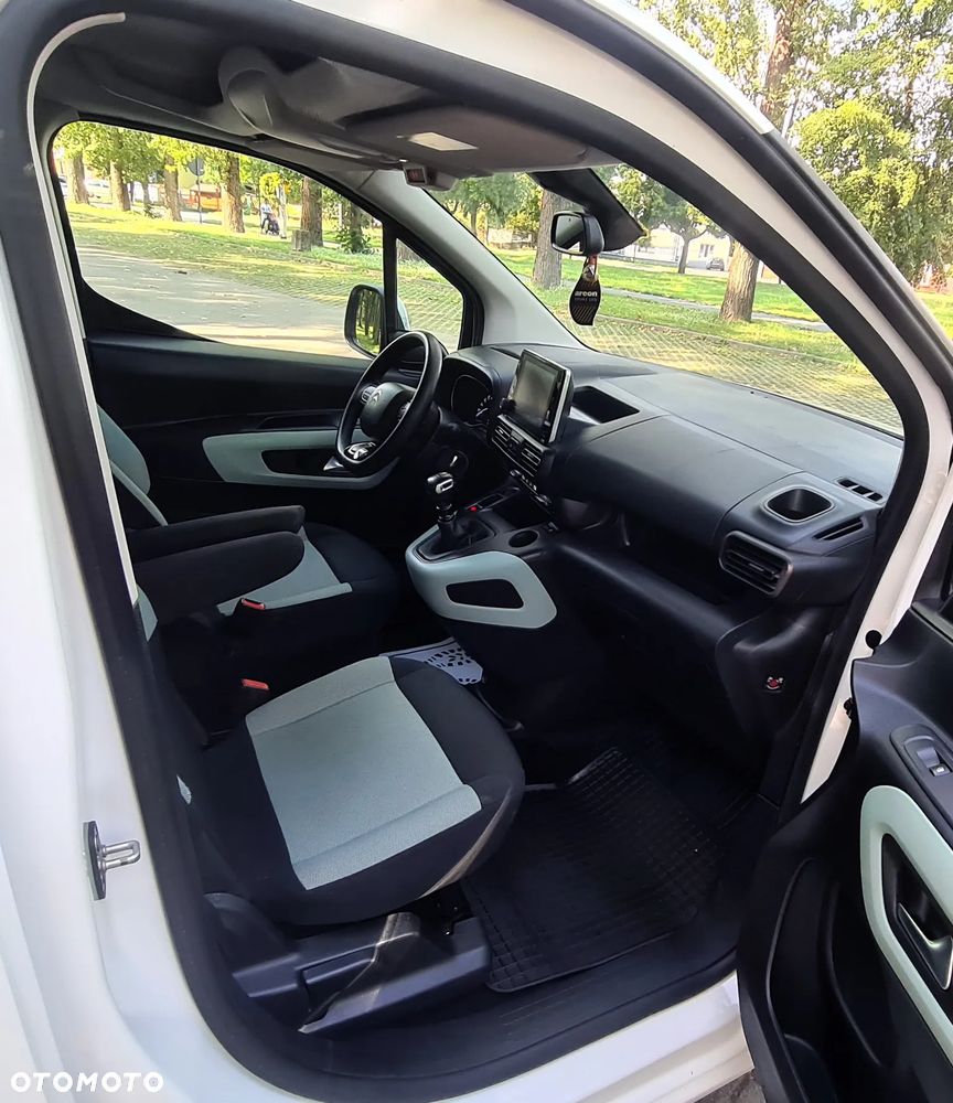 Citroën Berlingo XL BlueHDi 130 SHINE - 25