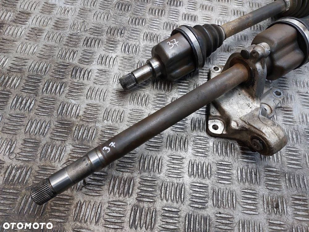 PÓŁOŚ LEWY PRZÓD + PRAWY PRZÓD 6B PEUGEOT 3008 I 2.0 HDI 9680482880 - 2