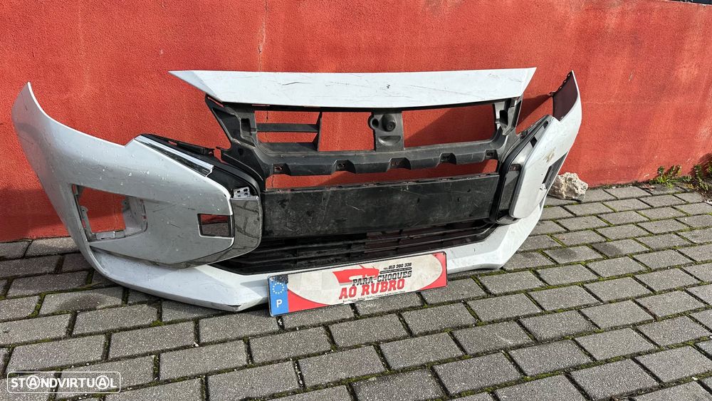 Parachoque Mitsubishi space star - 2