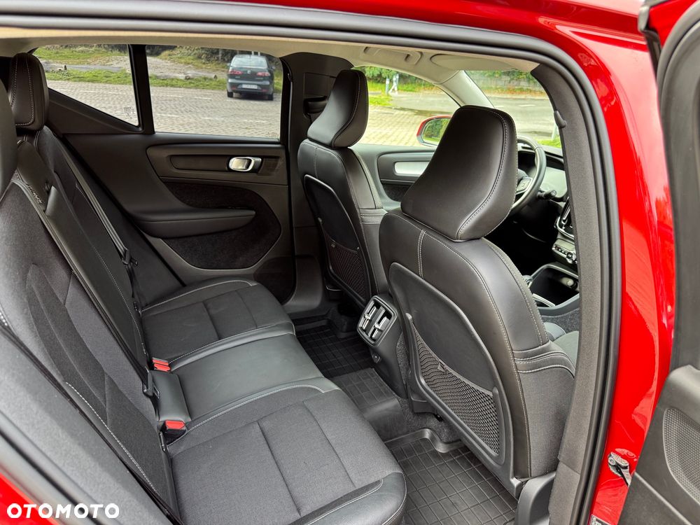 Volvo XC 40 T4 AWD Momentum - 12