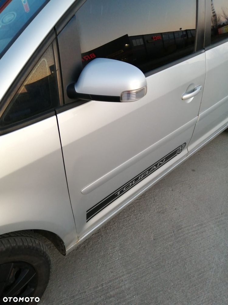 Volkswagen Touran 1.9 TDI Highline - 5