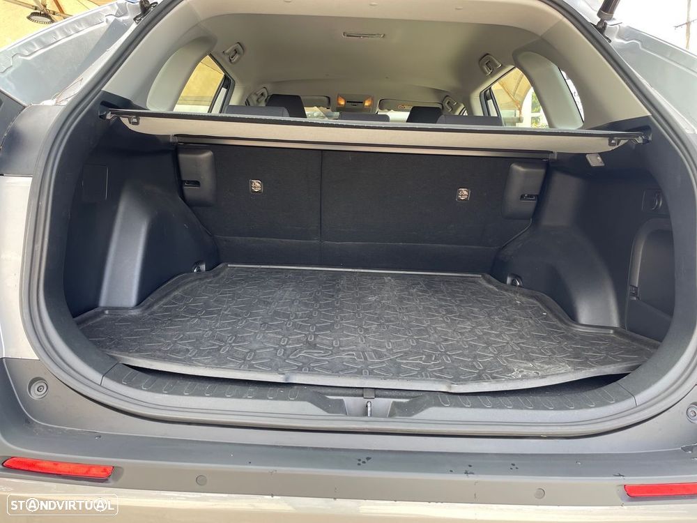 Toyota RAV4 - 10