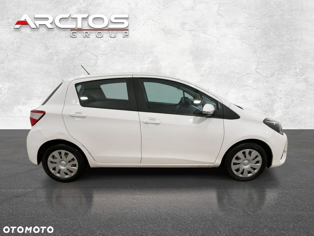 Toyota Yaris - 4