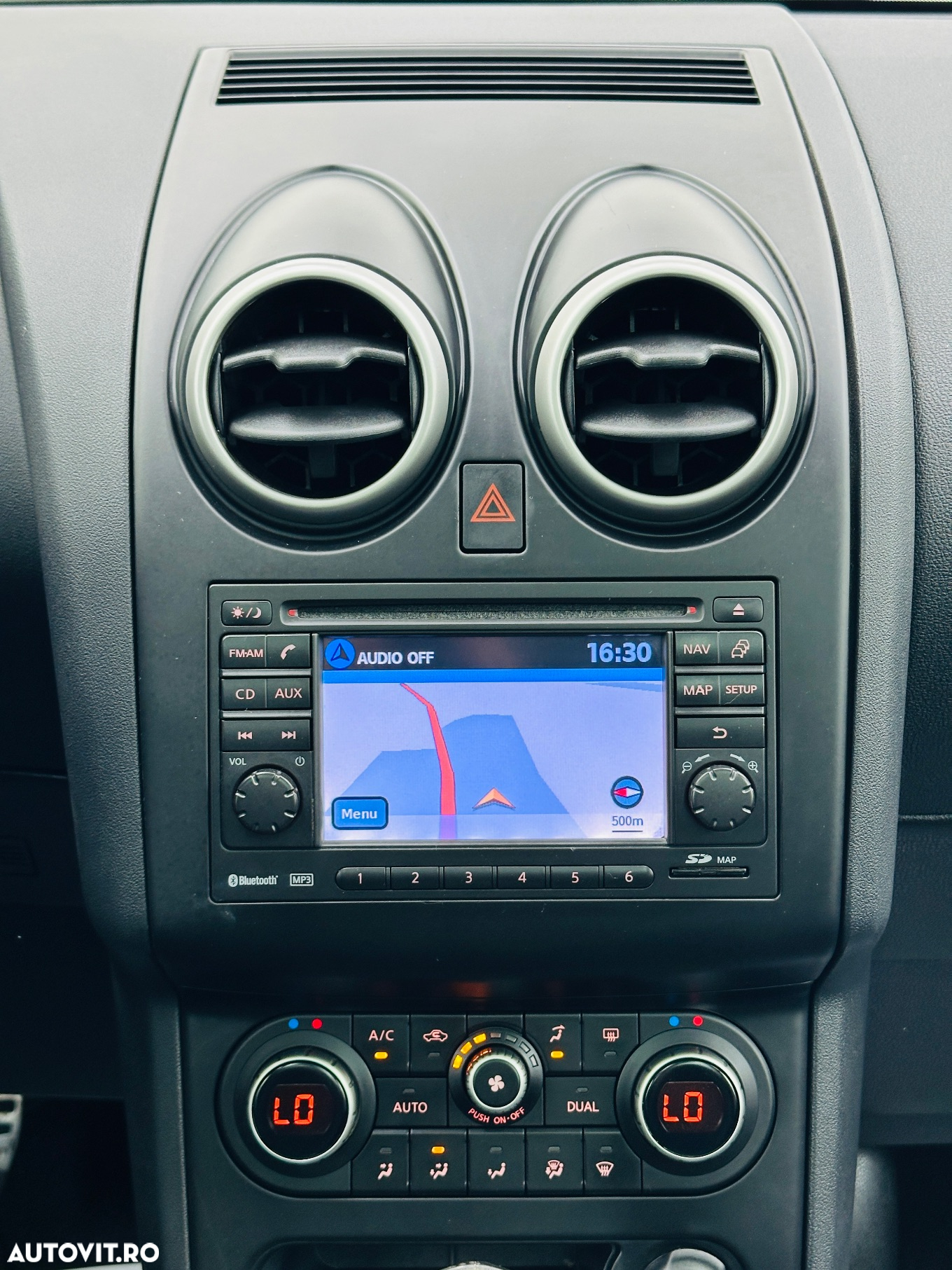 Nissan Qashqai 2.0 DCI 4 x 4 DPF I-Way - 27