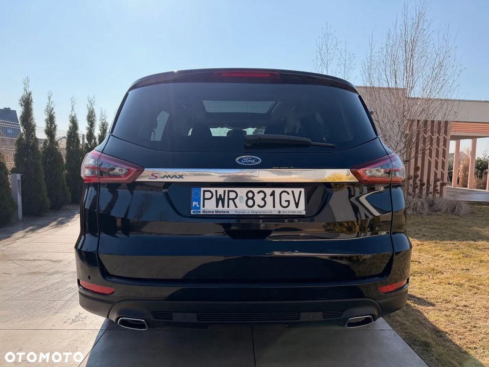 Ford S-Max - 14