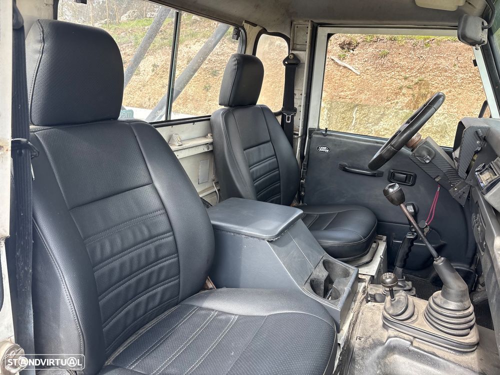 Land Rover Defender 90 2.5 TDi Metal Top - 13