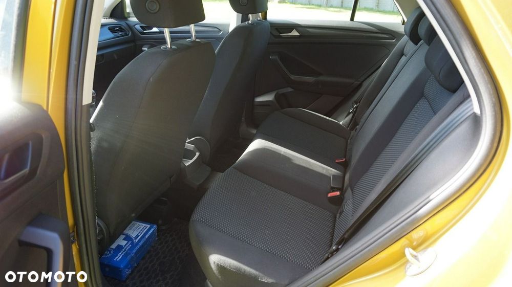 Volkswagen T-Roc - 9