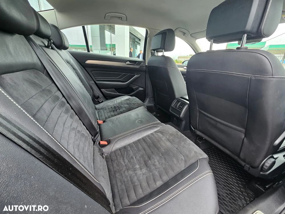Volkswagen Passat 2.0 TDI DSG Highline - 6