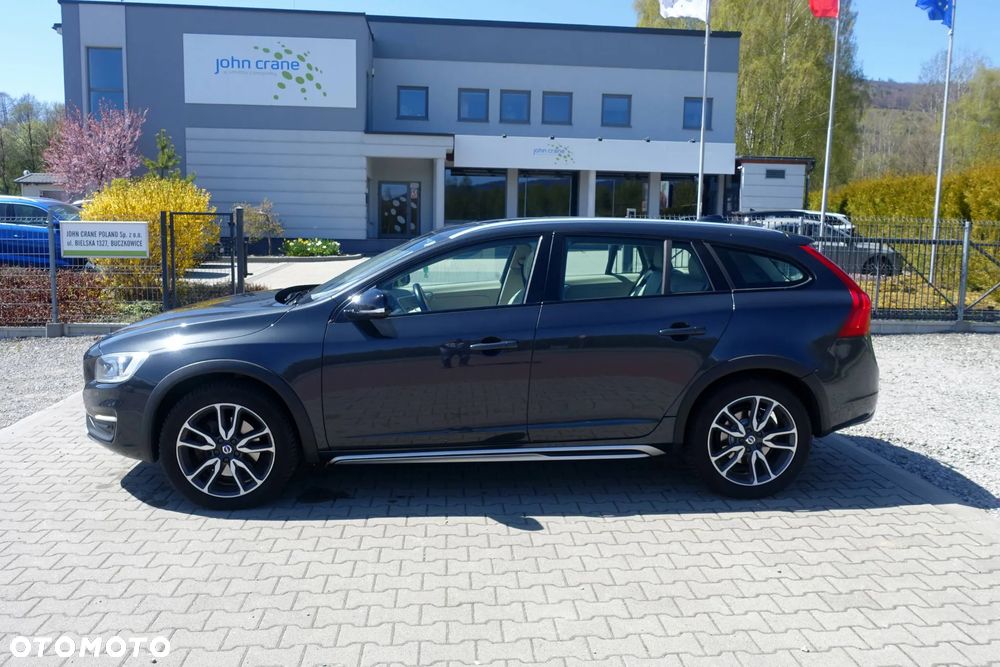 Volvo V60 Cross Country D4 Geartronic Summum - 8