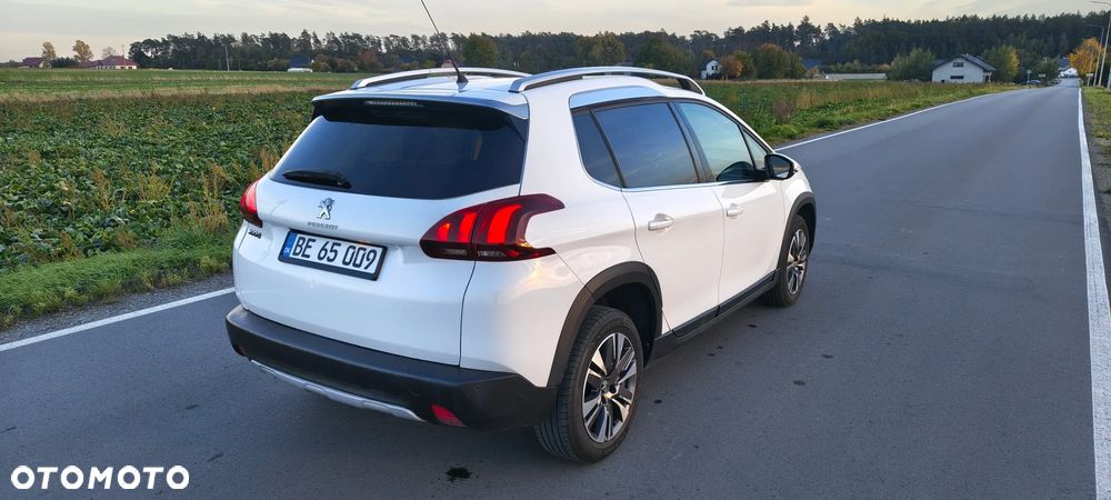 Peugeot 2008 2017 photo 4