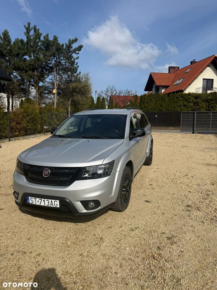 Fiat Freemont 2.0 Multijet Black Code AWD - 3