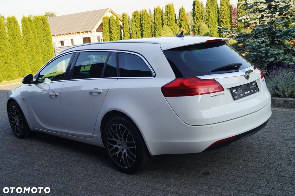 Opel Insignia - 16