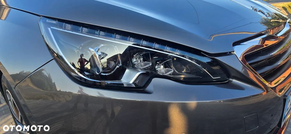 Peugeot 308 BlueHDi 150 Automatik Stop & Start Allure - 14