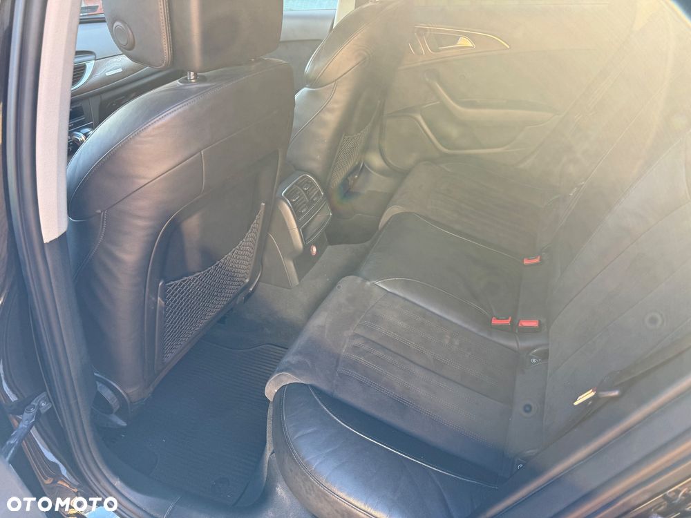 Audi A6 Allroad - 11