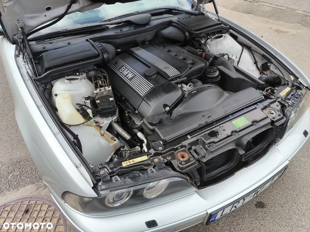 BMW Seria 5 - 35