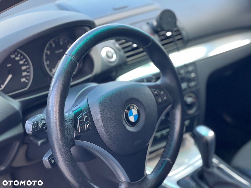 BMW Seria 1 118i Edition Sport - 11
